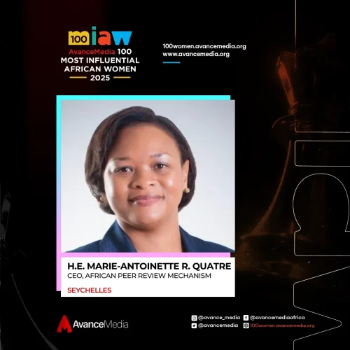 Marie-Antoinette Rose Quatre